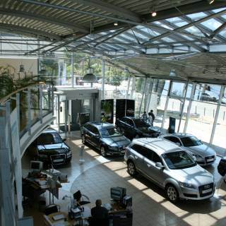 CEH_Porsche_Hungaria_telephely_magasépítési_tervezés_002.jpg