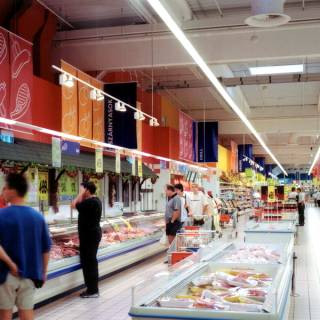 CÉH_Tesco_áruházak_(17 db)_magasépítési_tervezés_és_projektmenedzsment_001.jpg
