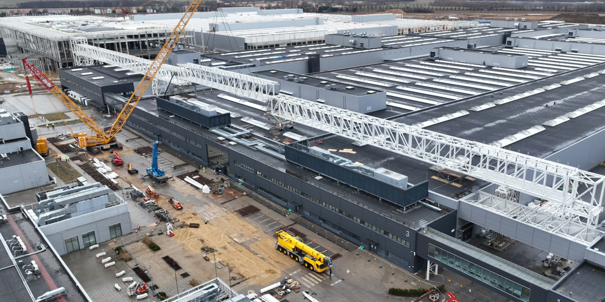 Nagyfesztávolságú conveyor-híd modellalapú tervezése ipari környezetben