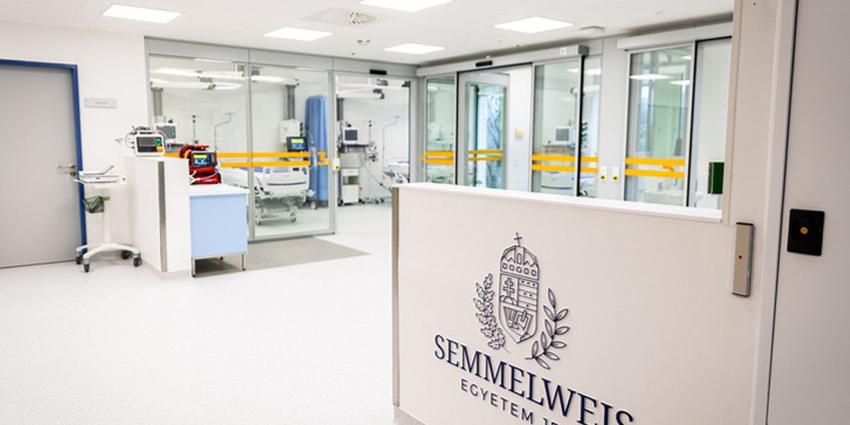 Átadták a Városmajori Szív- és Érgyógyászati Klinikát